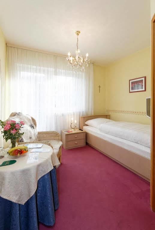 Hotel Garni Regina غوسوينستين المظهر الخارجي الصورة